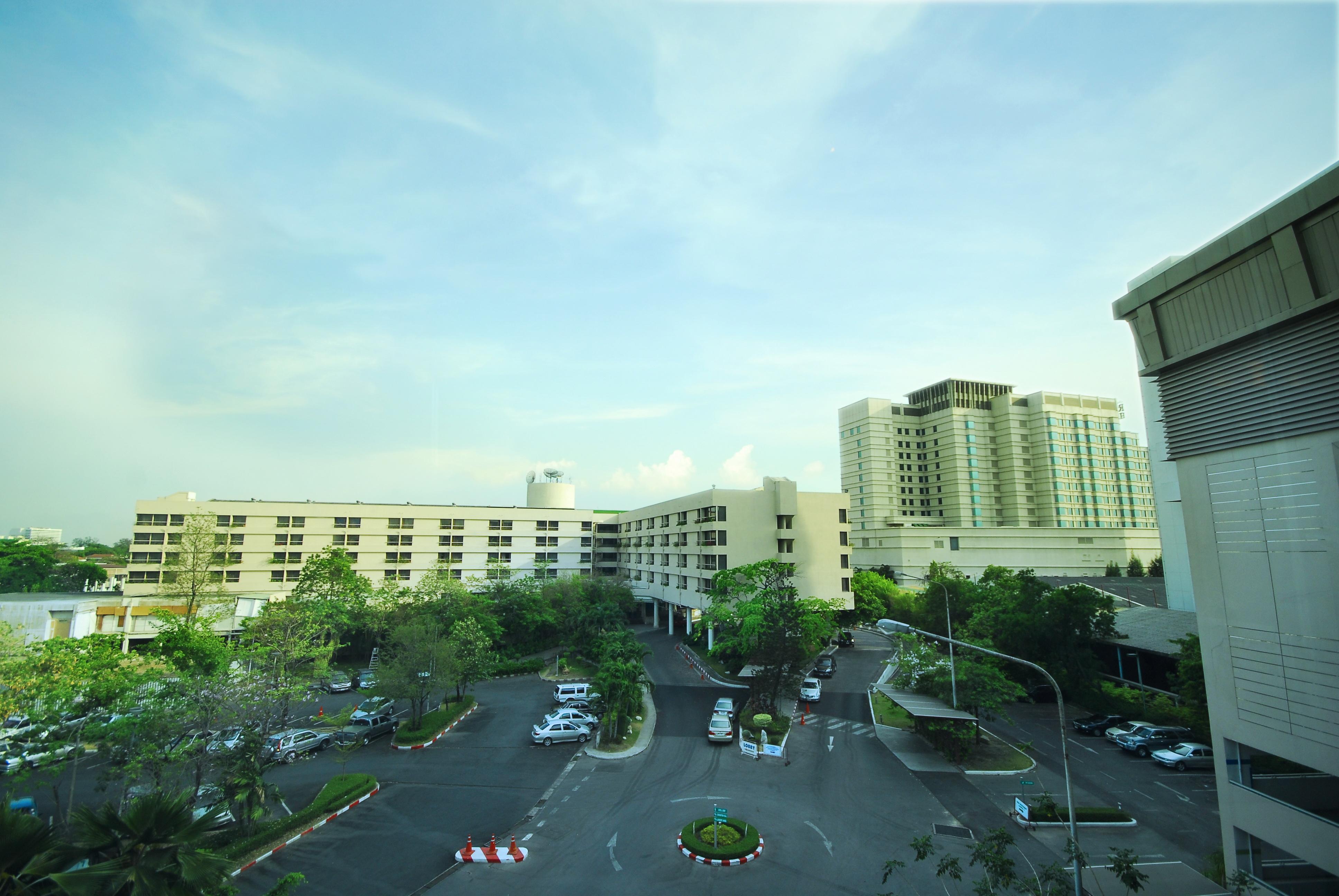 Rama Gardens Hotel Bangkok Exterior foto
