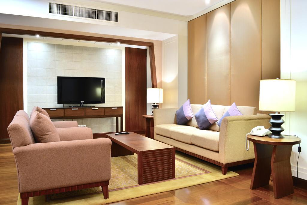 Rama Gardens Hotel Bangkok Exterior foto